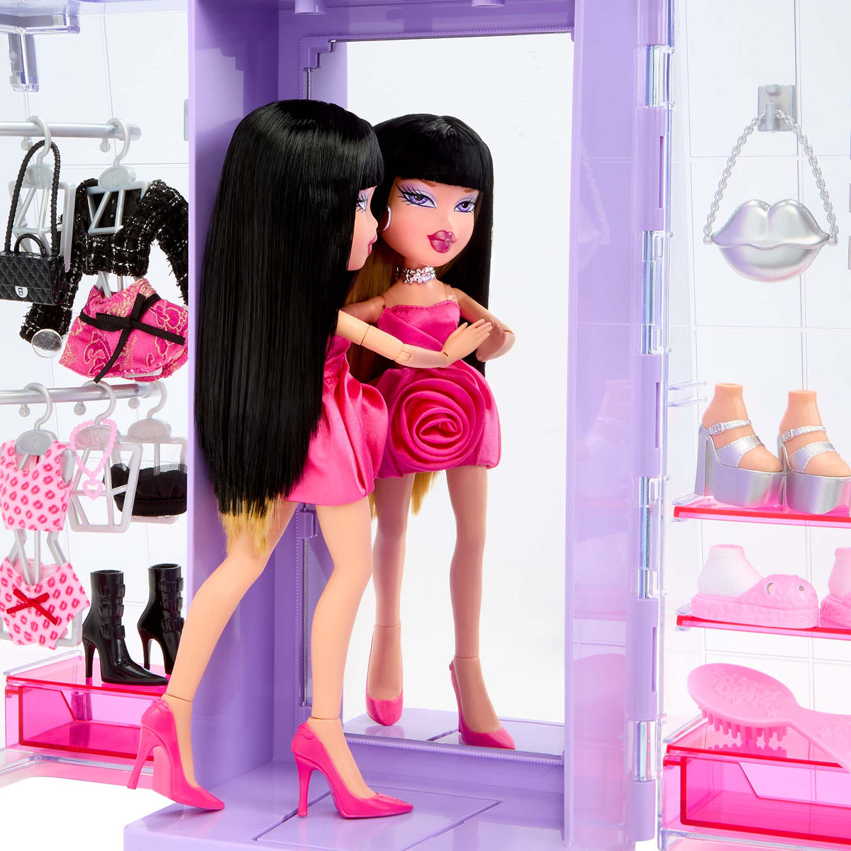 Bratz What'z In My Closet Playset with Doll