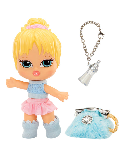 Bratz Babyz Runwayz Doll - Cloe